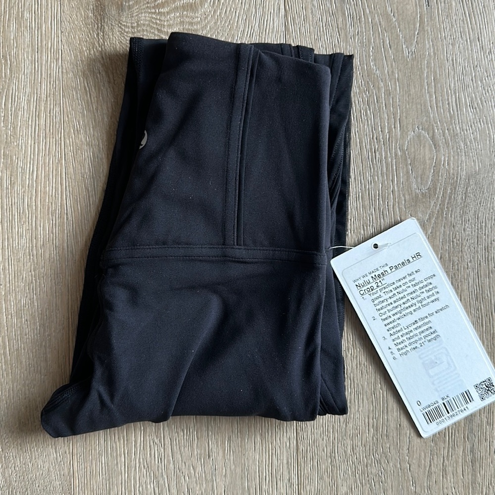 nulu mesh panels high rise crop 21" size 0 black lululemon nwt